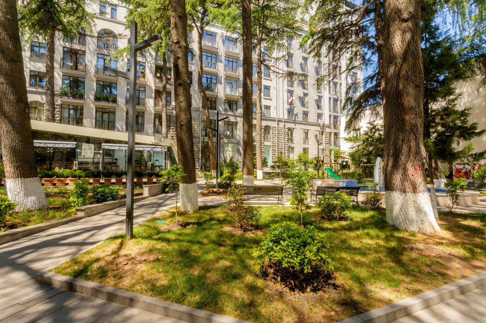 Ferienwohnung New Age Living Tbilisi Exterior foto